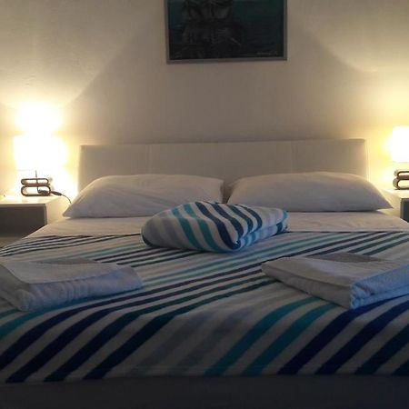 Apartman-Maja-Krk Krk Town Esterno foto