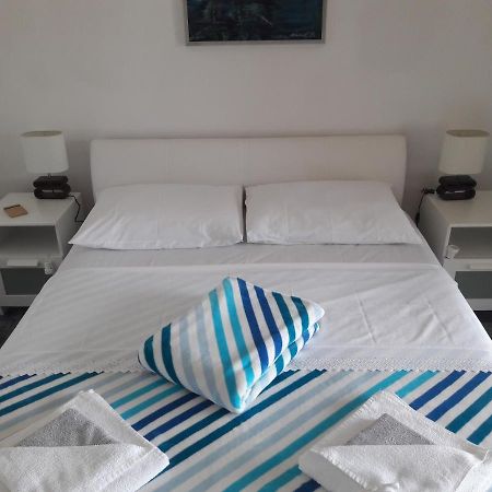 Apartman-Maja-Krk Krk Town Esterno foto