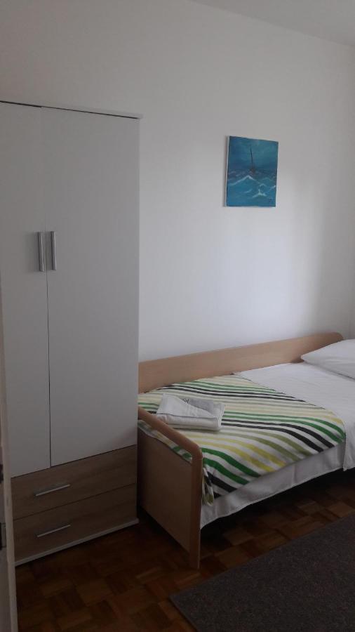 Apartman-Maja-Krk Krk Town Esterno foto