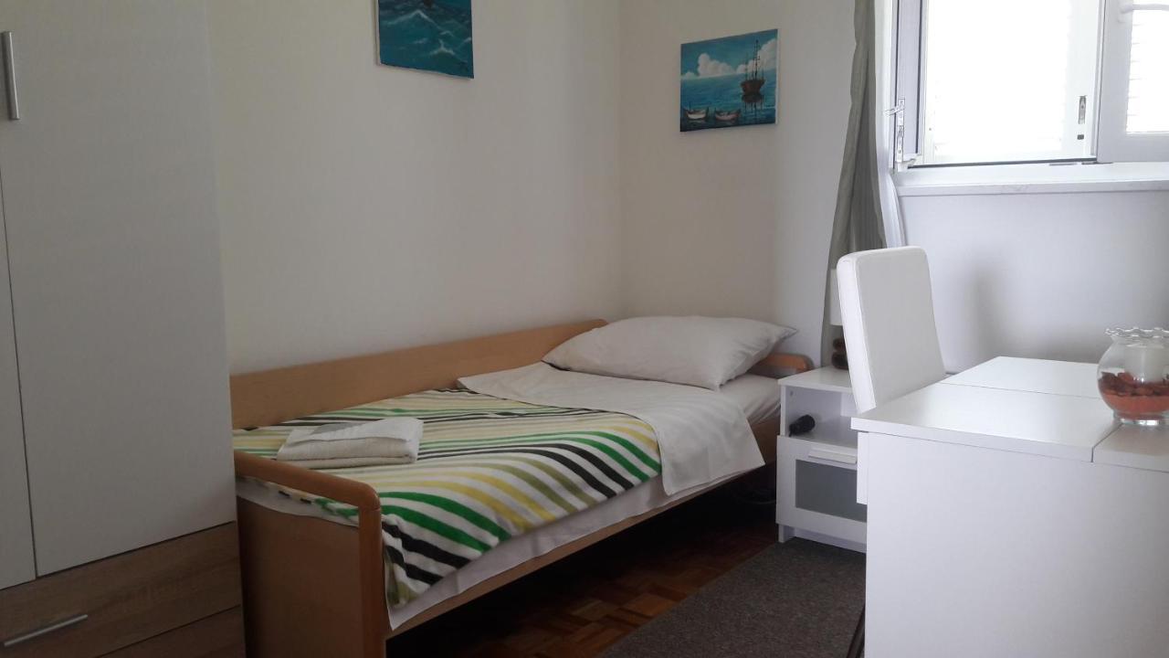 Apartman-Maja-Krk Krk Town Esterno foto