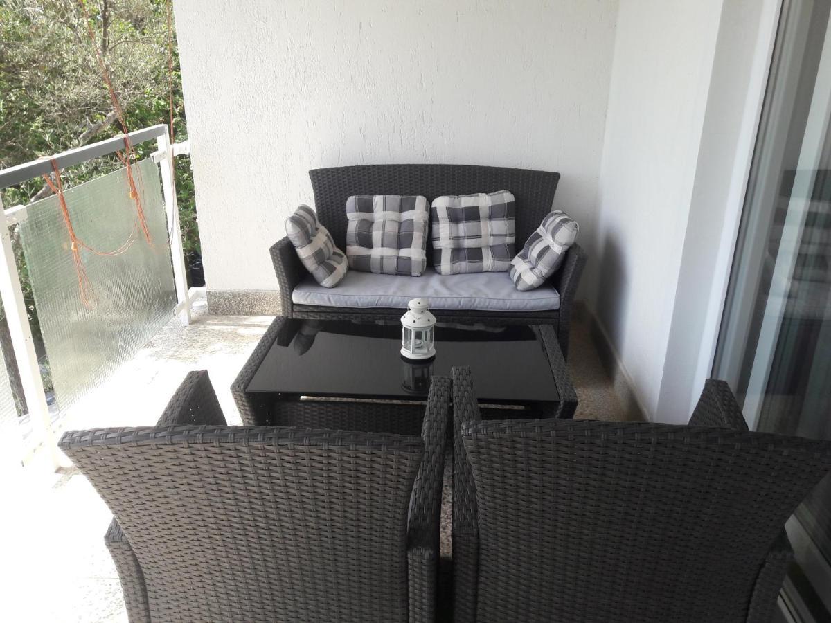 Apartman-Maja-Krk Krk Town Esterno foto
